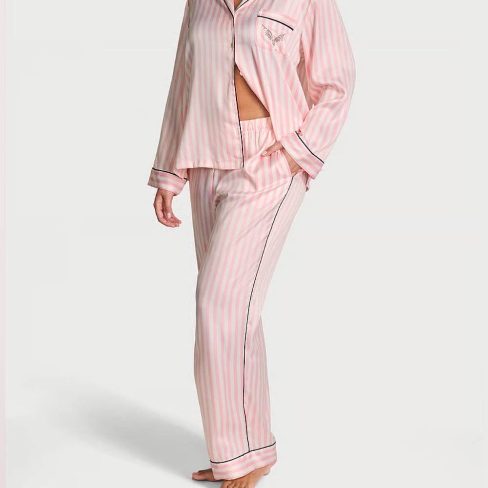Victoria's Secret Backstage 2025 Glazed Satin Sparkle Long Pajama Set - Picture 3 of 8